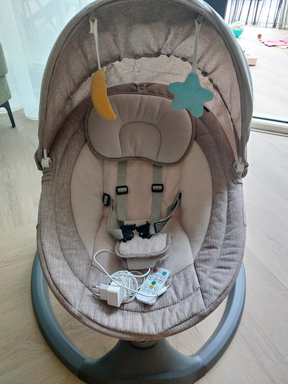 Bebies First Baby Swing stoeltje (zgan)