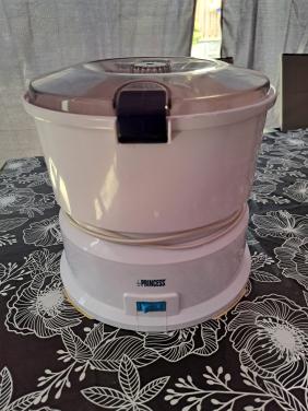 Princess aardappelschrapmachine voor 1 kg.