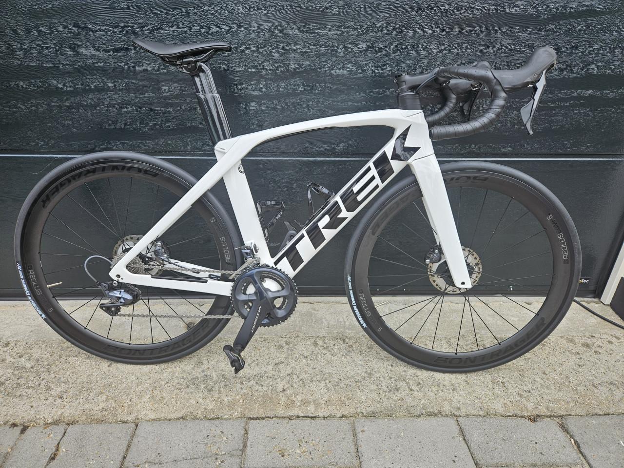 Trek Madone SL 6 in maat 54. Heel mooi!