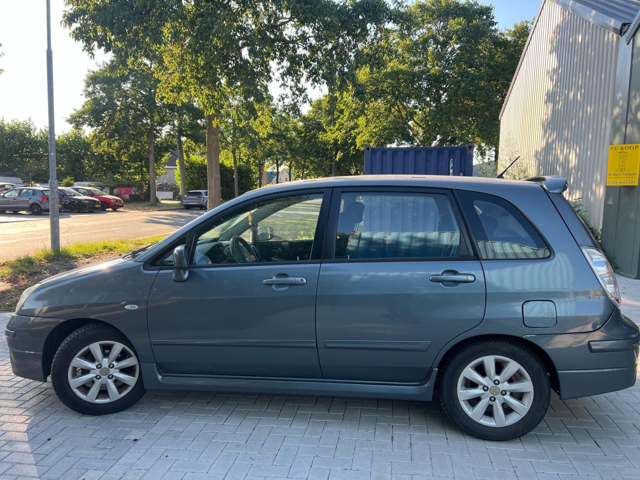 Suzuki Liana 1.6 Exclusive Airco/Cruise