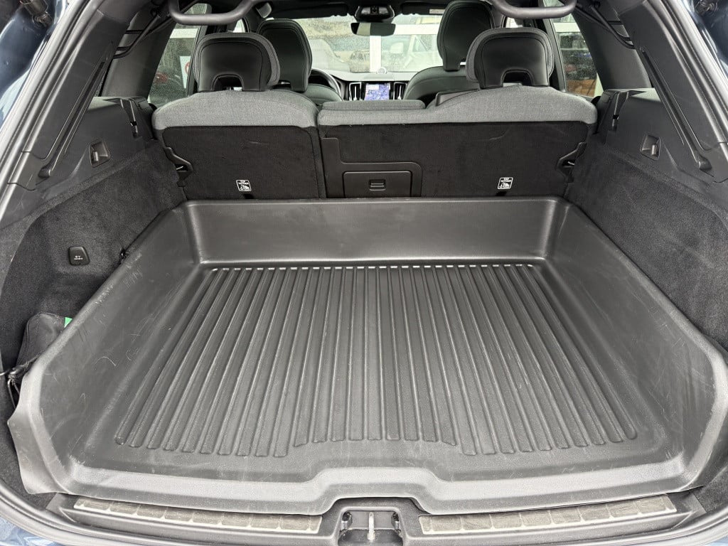 Volvo XC60 t8 455pk recharge inscription| full options !!