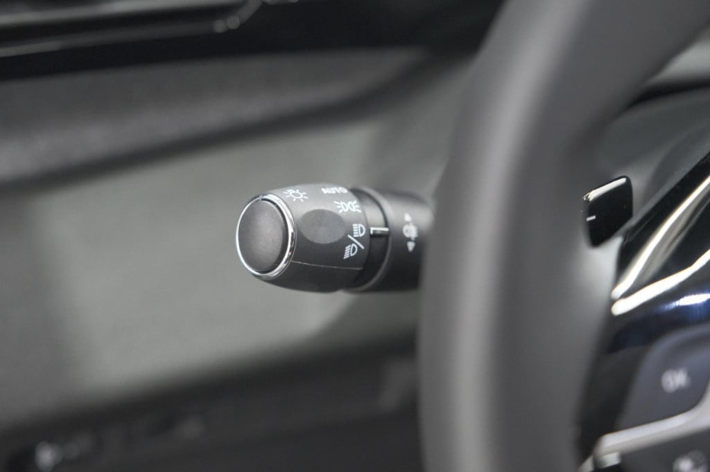 Peugeot 408 1.2 hybrid 136 e-dsc6 allure | 360 camera | navigatie | parkeer
