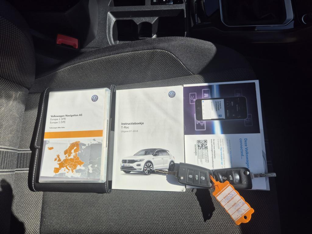 Volkswagen T-roc 1.0 tsi style 85kw / 115pk