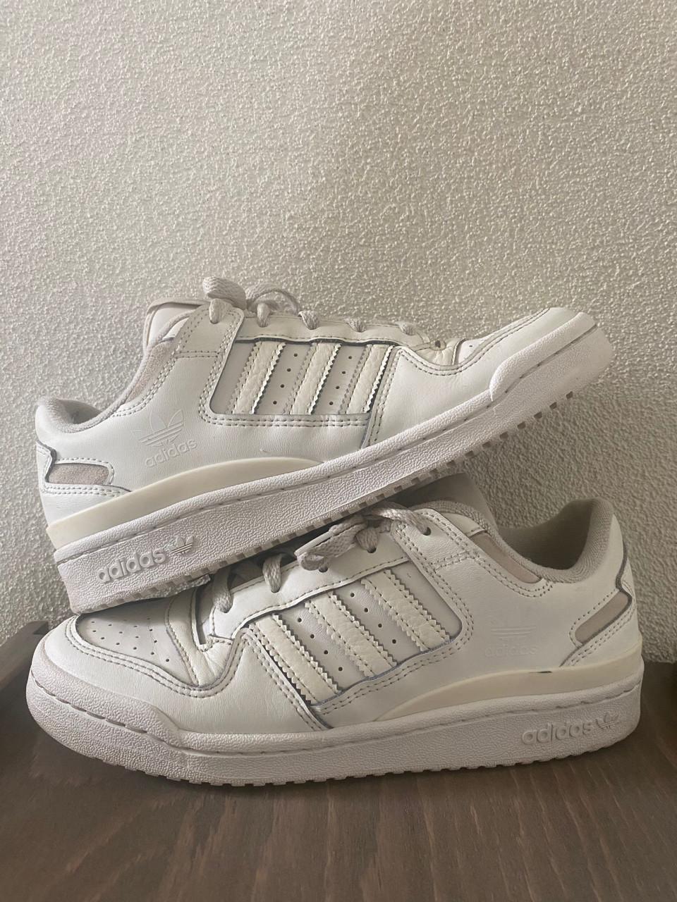 Adidas 38,5 sneakers  ( in goede nette staat)