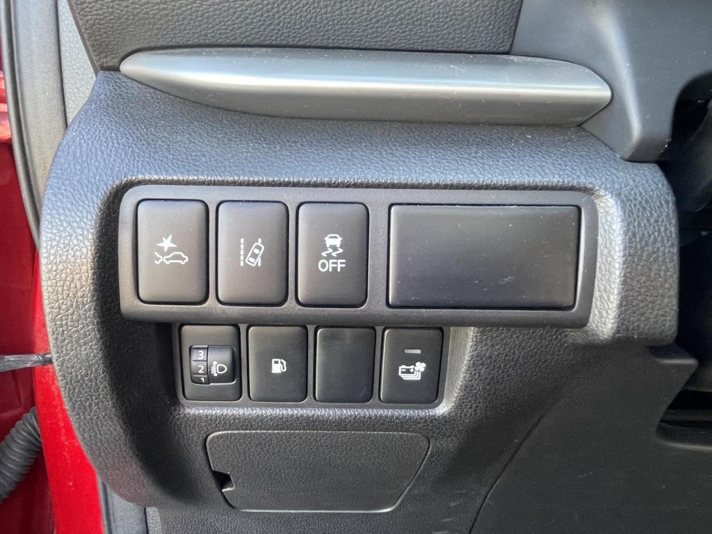 Mitsubishi Eclipse Cross 2.4 phev intense+