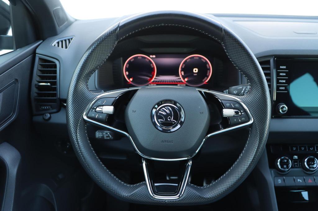 Skoda Karoq 1.5 tsi act sportline business 150pk dsg7