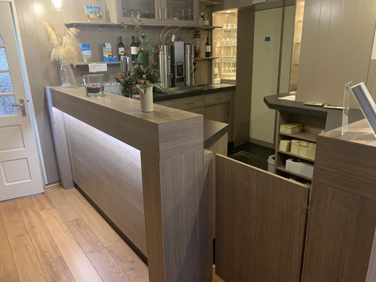 Bar/ buffet/balie