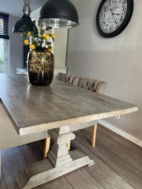 Landelijke eettafel – 220 cm – massief hout