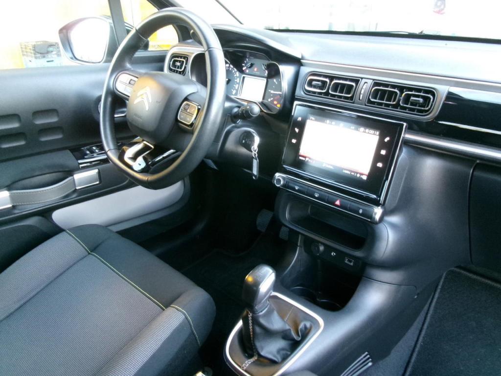 Citroen C3 1.2 cruise contr., navi, camera, dealer onh.