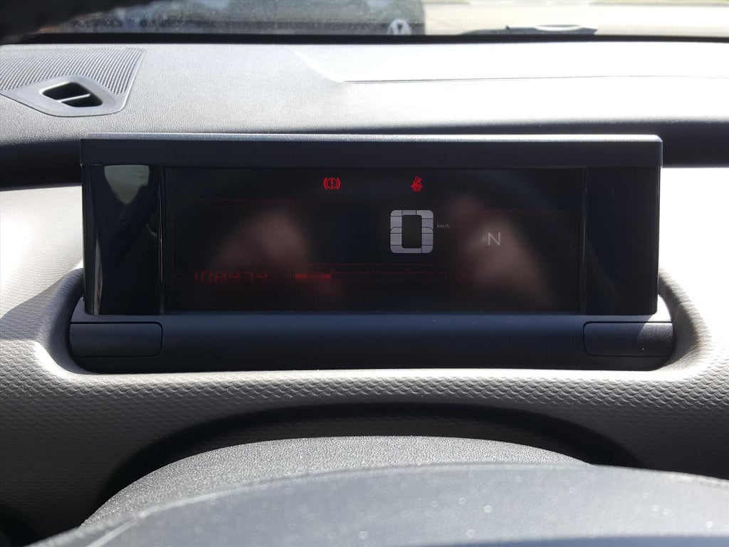 Citroen C4 Cactus vti 82pk airdream shine etg5 automaat navigatie | trekhaa