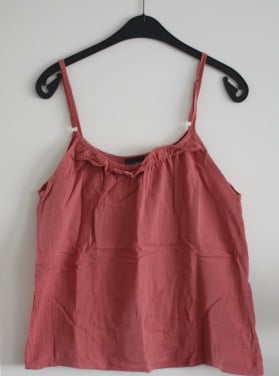 Roze top ruches rand  maat m
