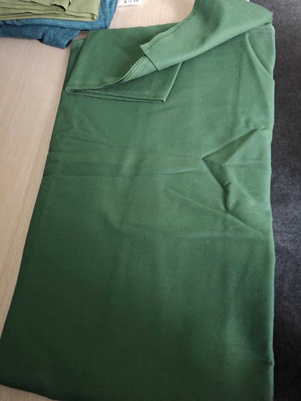 Lap stof 3m x 1,4 m, donkergroen