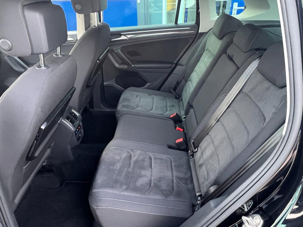 Volkswagen Tiguan 2.0 tsi 4motion r-line highline, virtual cockpit, trekhaa