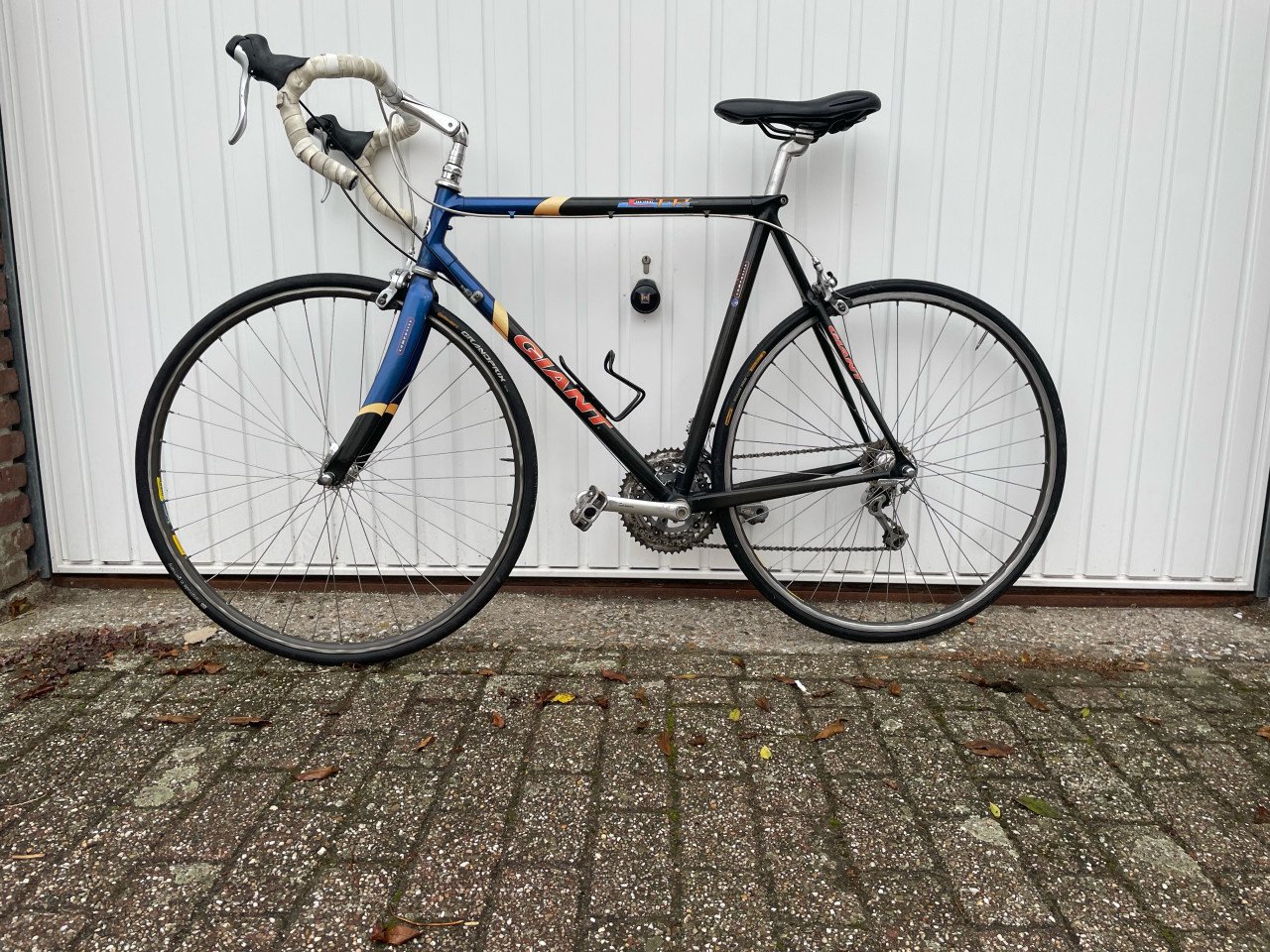 Giant CFR Pro series maat 57