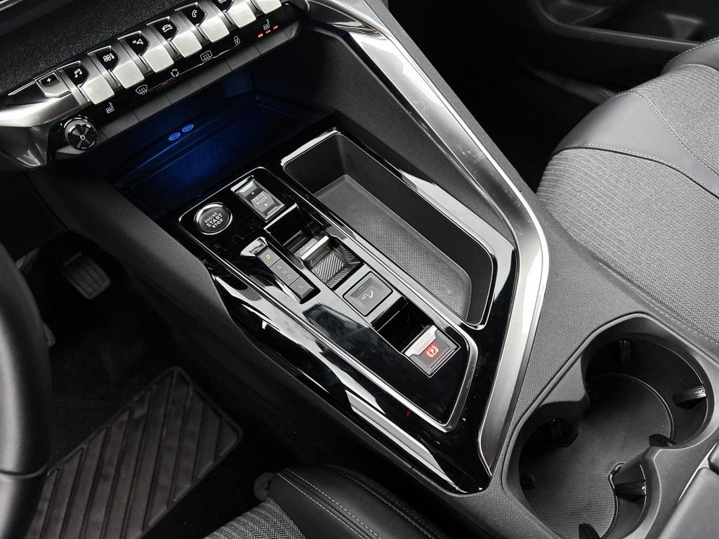 Peugeot 3008 plug-in hybrid4 300pk gt pack | rijklaar | adaptive cruise | e