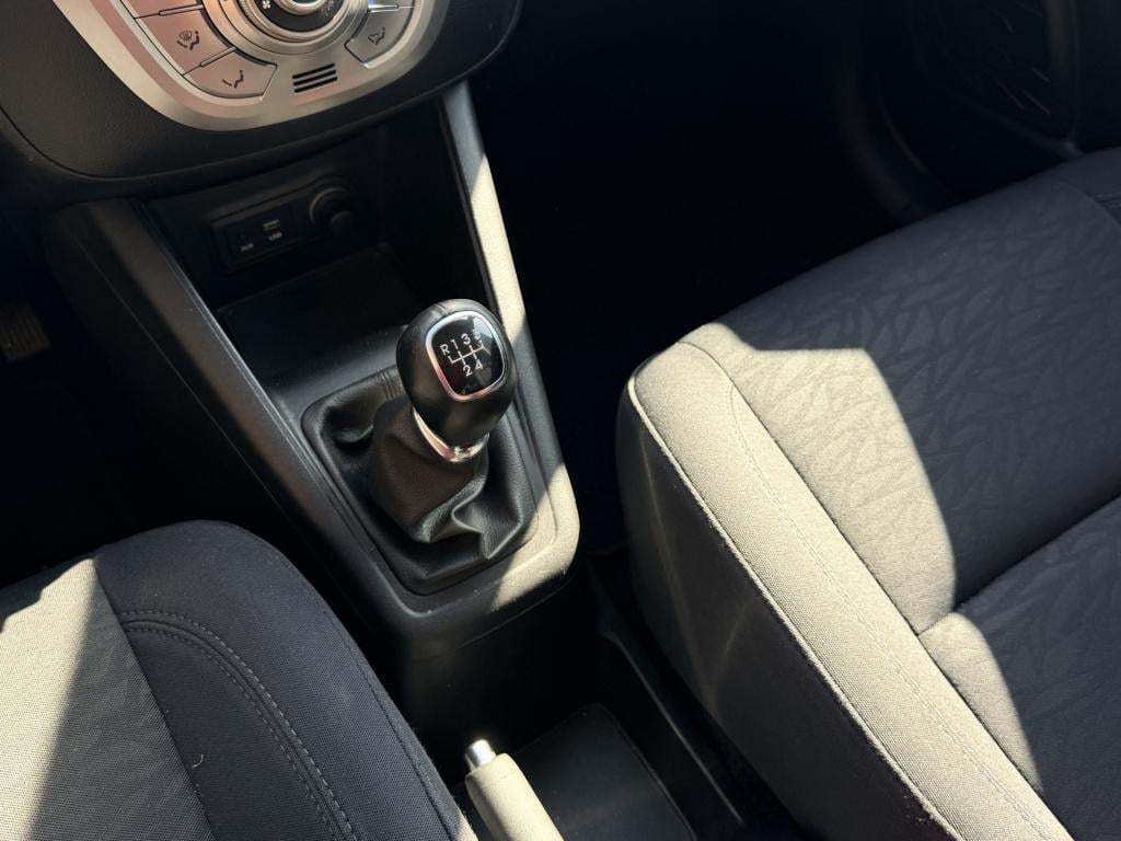 Hyundai Ix20 1.4i go! | radio | bluetooth | cruise control | nav | trekhaak