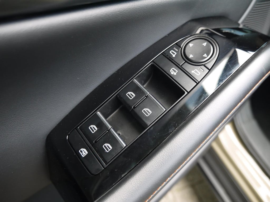 Mazda Cx-30 2.5 e-skyactiv-g m hybrid nagisa|rijklaar