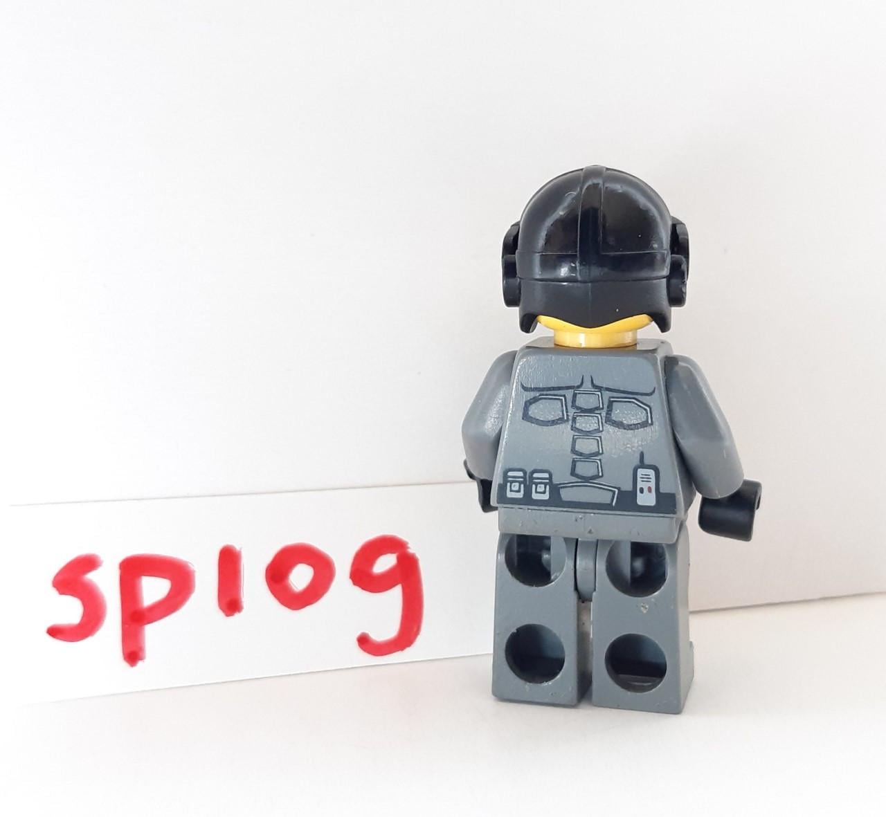 LEGO Minifigures Space Police 3: Officer 1, 2, 7, 10 en 14