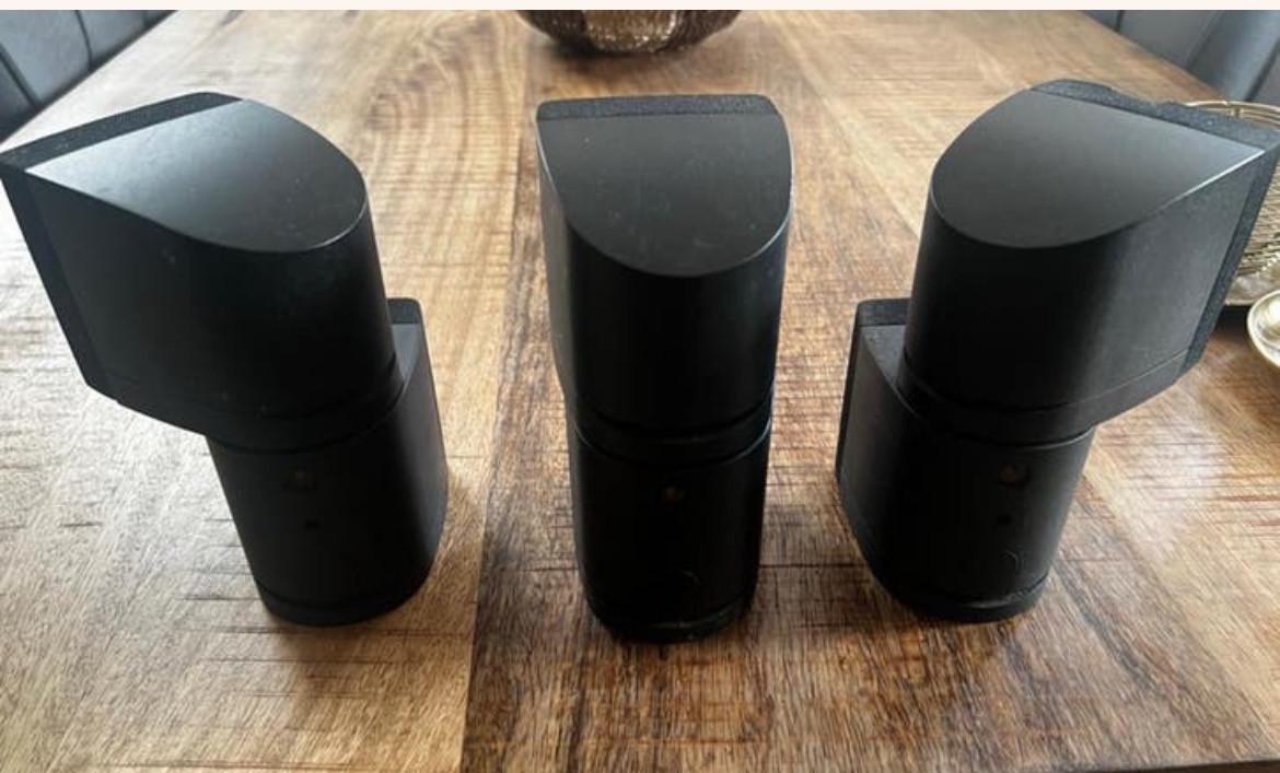 3 Bose Acoustimass cube speakers
