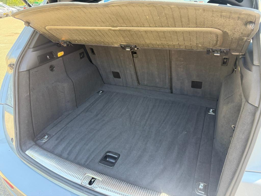 Audi Q5 2.0 tfsi quattro pro line s line