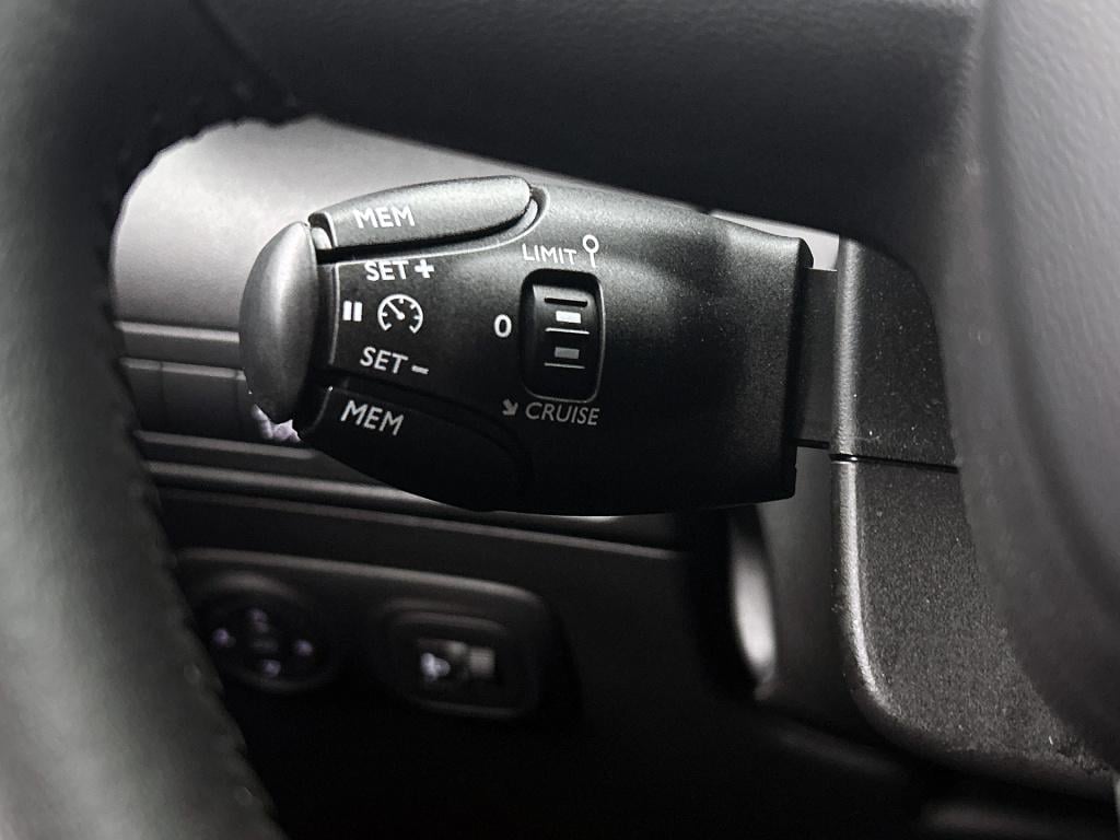 Citroen C3 Aircross 130 pk automaat shine | rijklaar | camera achter | leer