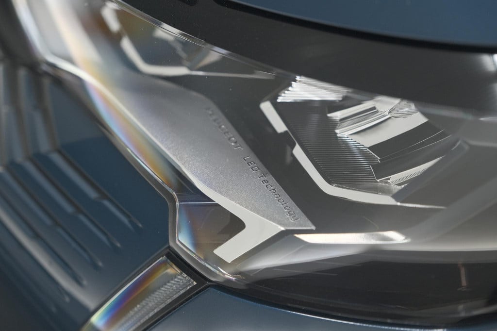Peugeot 3008 puretech 130 allure pack business | camera | elektrische koffe