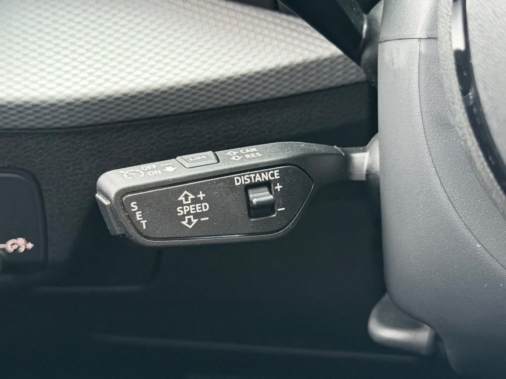 Audi Q2 35 tfsi 150pk s-tronic advanced | trekhaak | 4-season| vernieuwd da