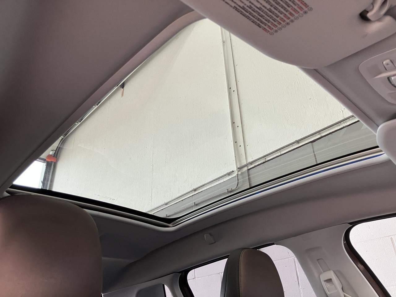 Peugeot 2008 Allure premium plus pack