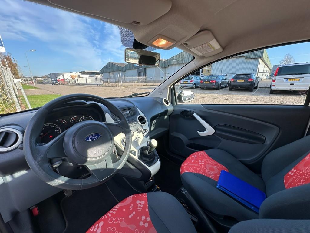 Ford KA 1.2 comfort start/stop lage km airco
