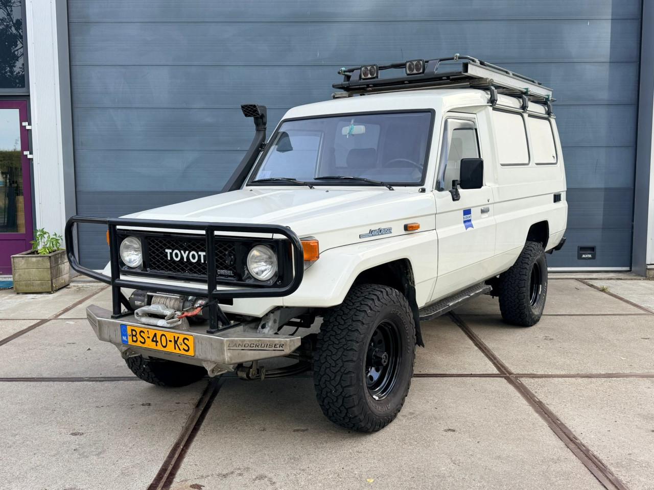 Toyota landcruiser