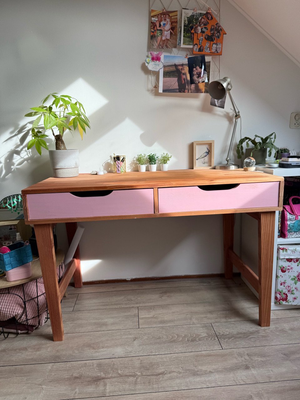 Mooi stevig houten bureau
