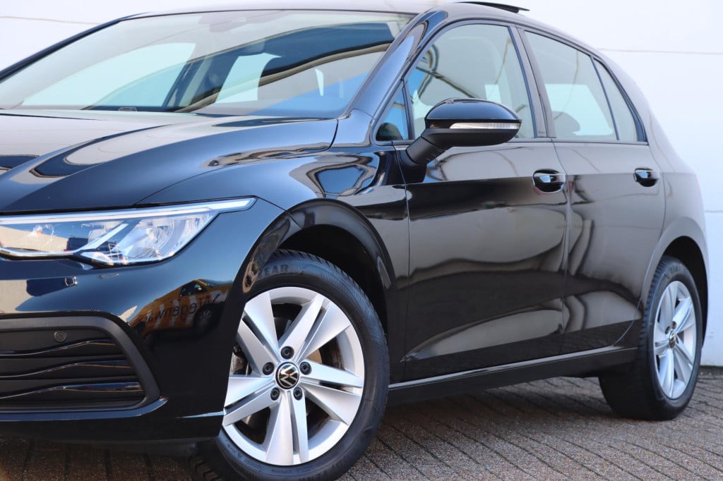 Volkswagen Golf 1.0 tsi life 110pk