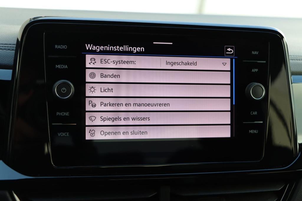 Volkswagen T-roc 1.5 tsi r-line 150pk dsg7