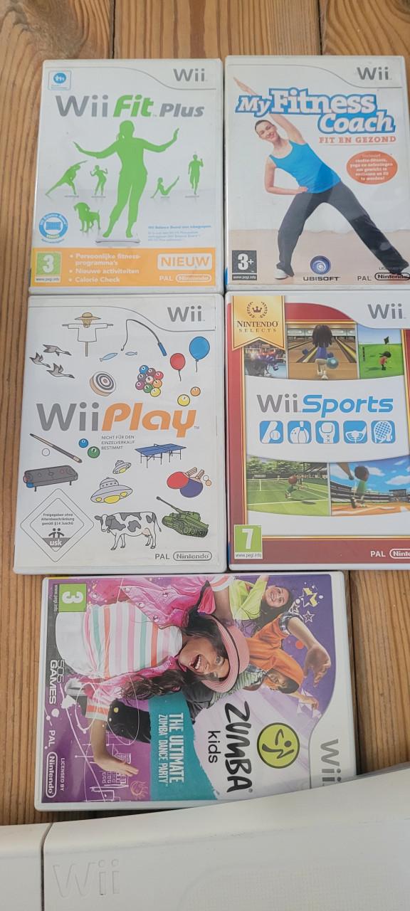 Wii console, veel extra's MOET WEG