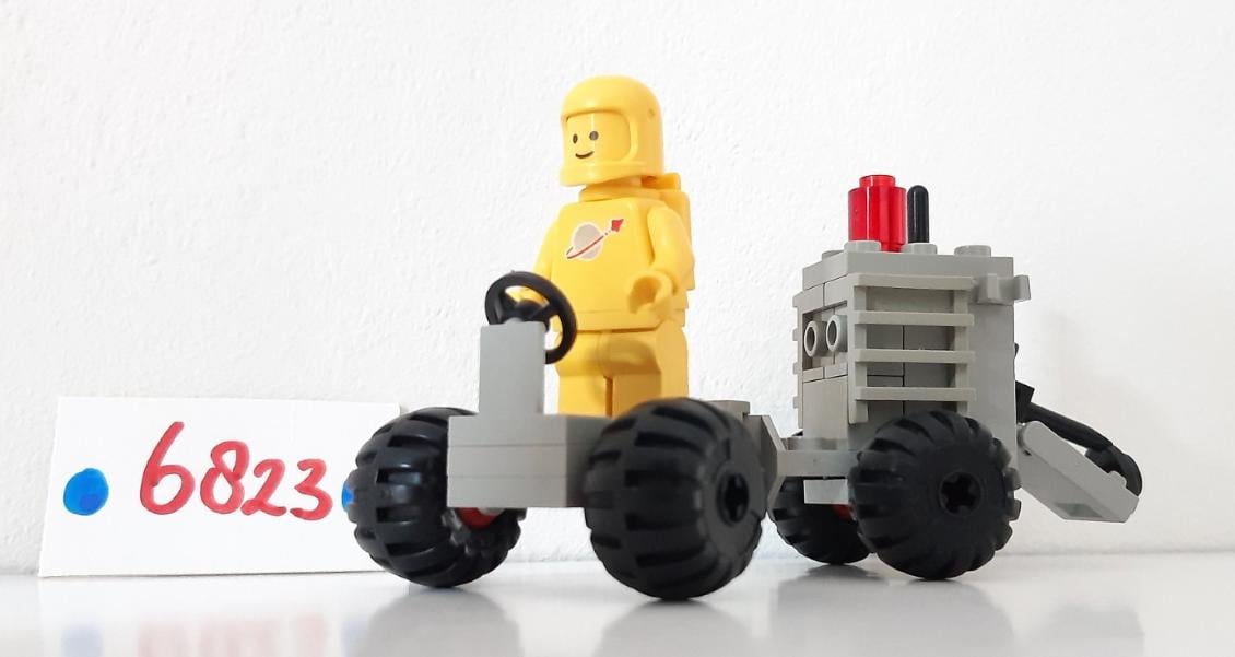 Lego Classic Space 6823: Surface Transport