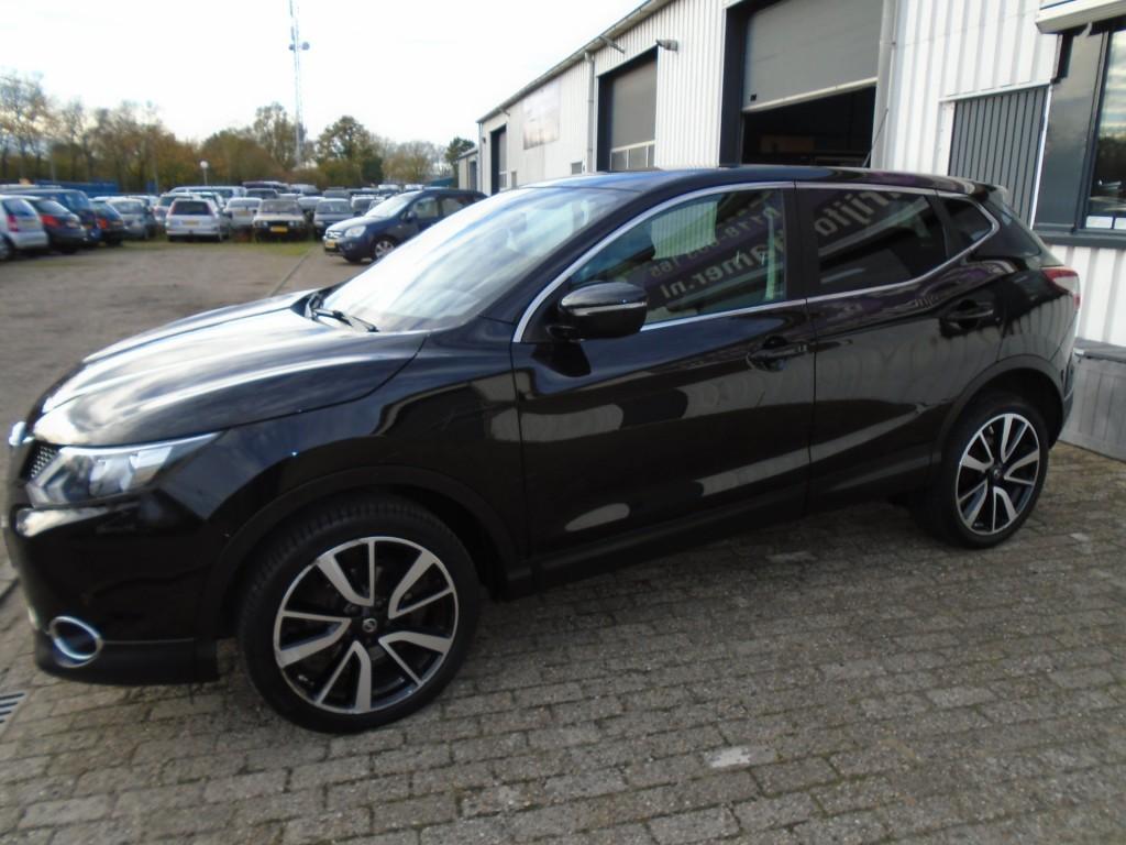 Nissan Qashqai 1.2 connect edition