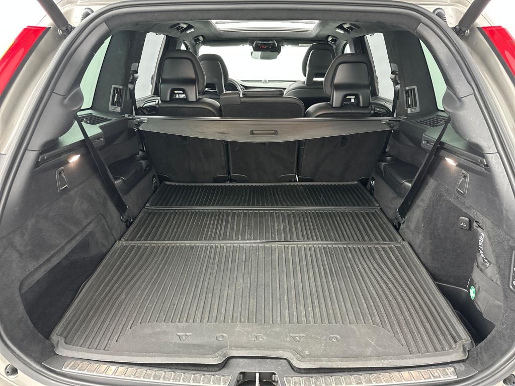 Volvo XC90 t8 390pk r-design | full options !! b&w| luchtvering| trekhaak