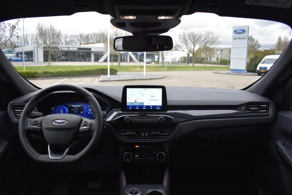 Ford Kuga 2.5 phev st-line x | climate control | adaptieve cruise control |