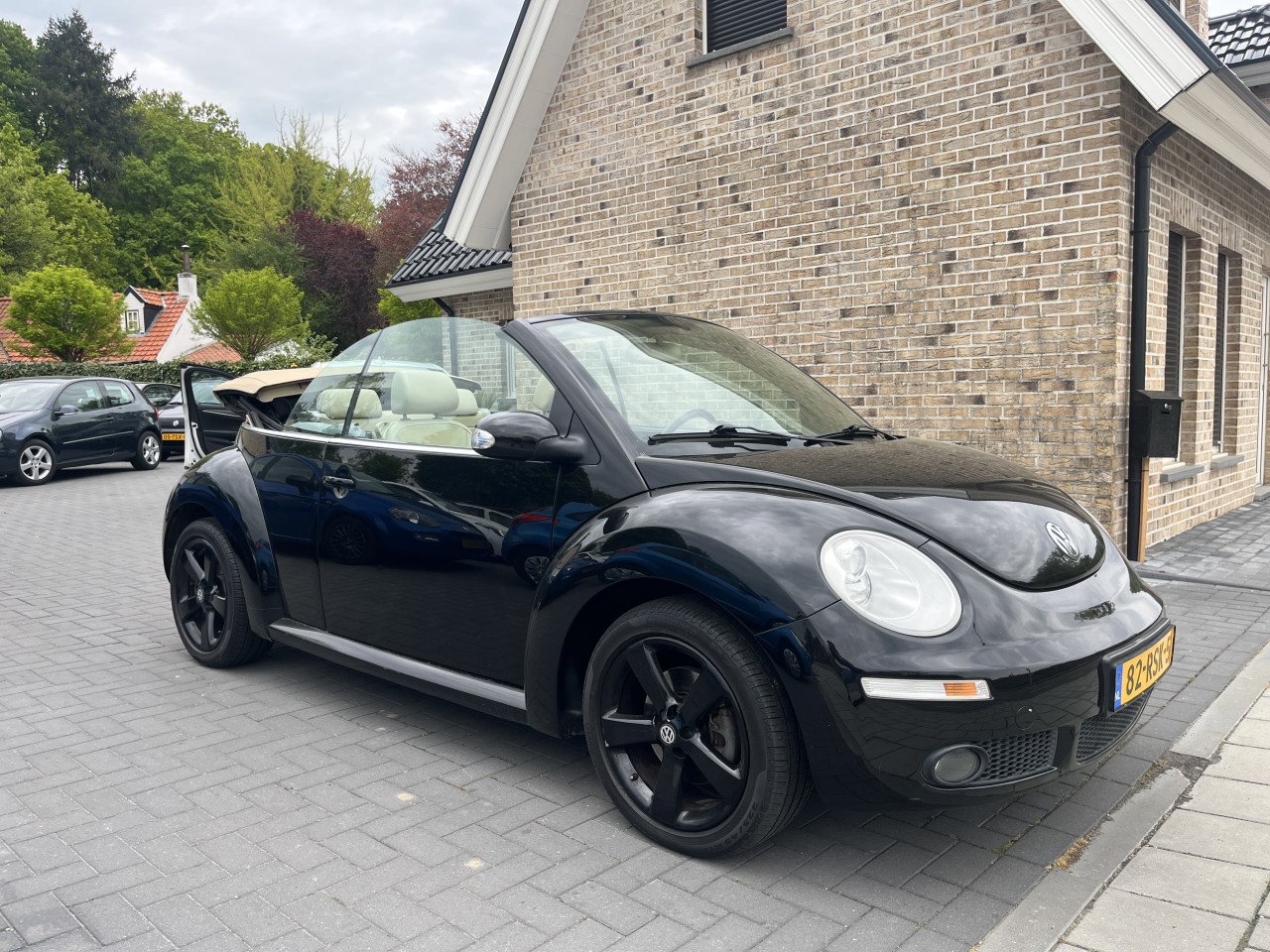 Volkswagen new beetle cabriolet 1.8-20v Turbo 135dkm