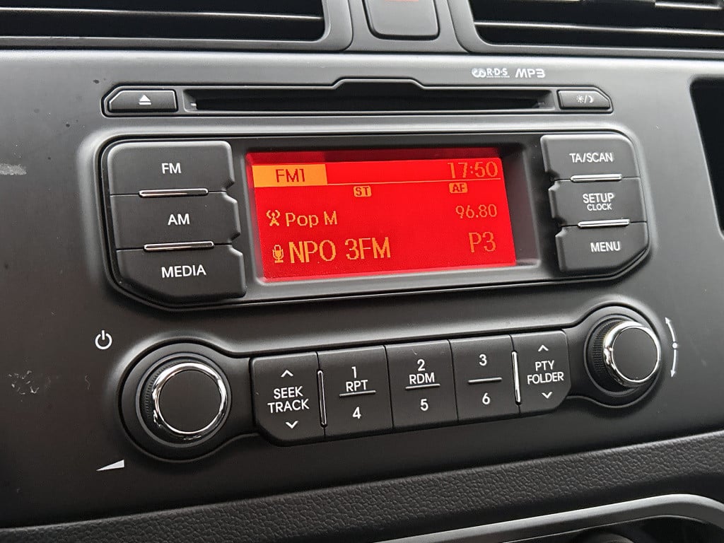 Kia Rio 1.2 cvvt comfort pack deze komt mbm via leseman