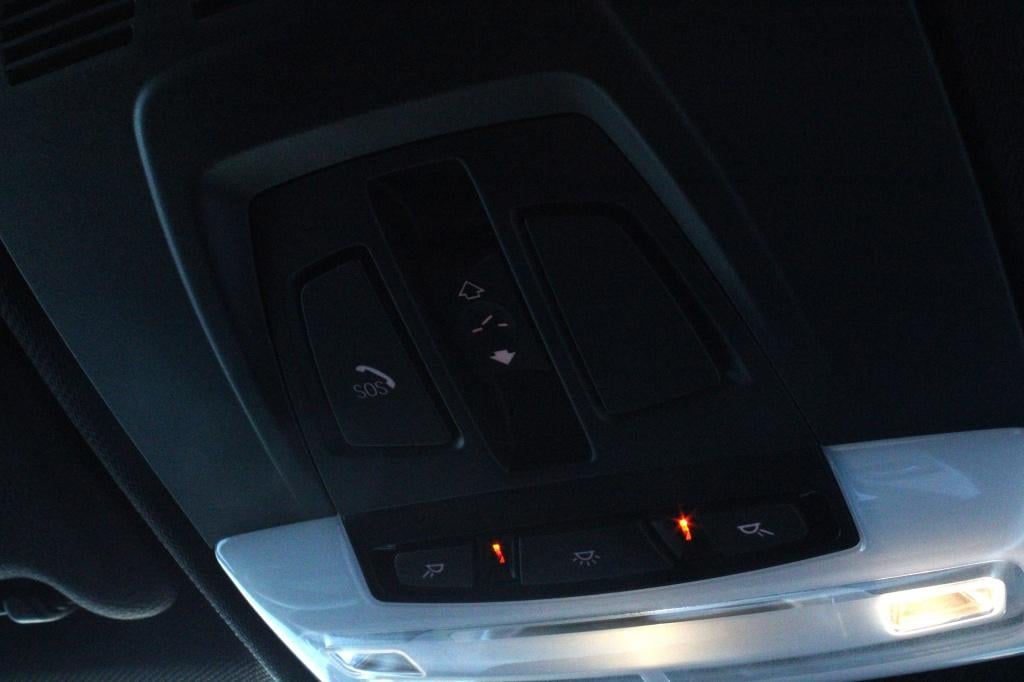 BMW 3-serie touring 328i high executive full options