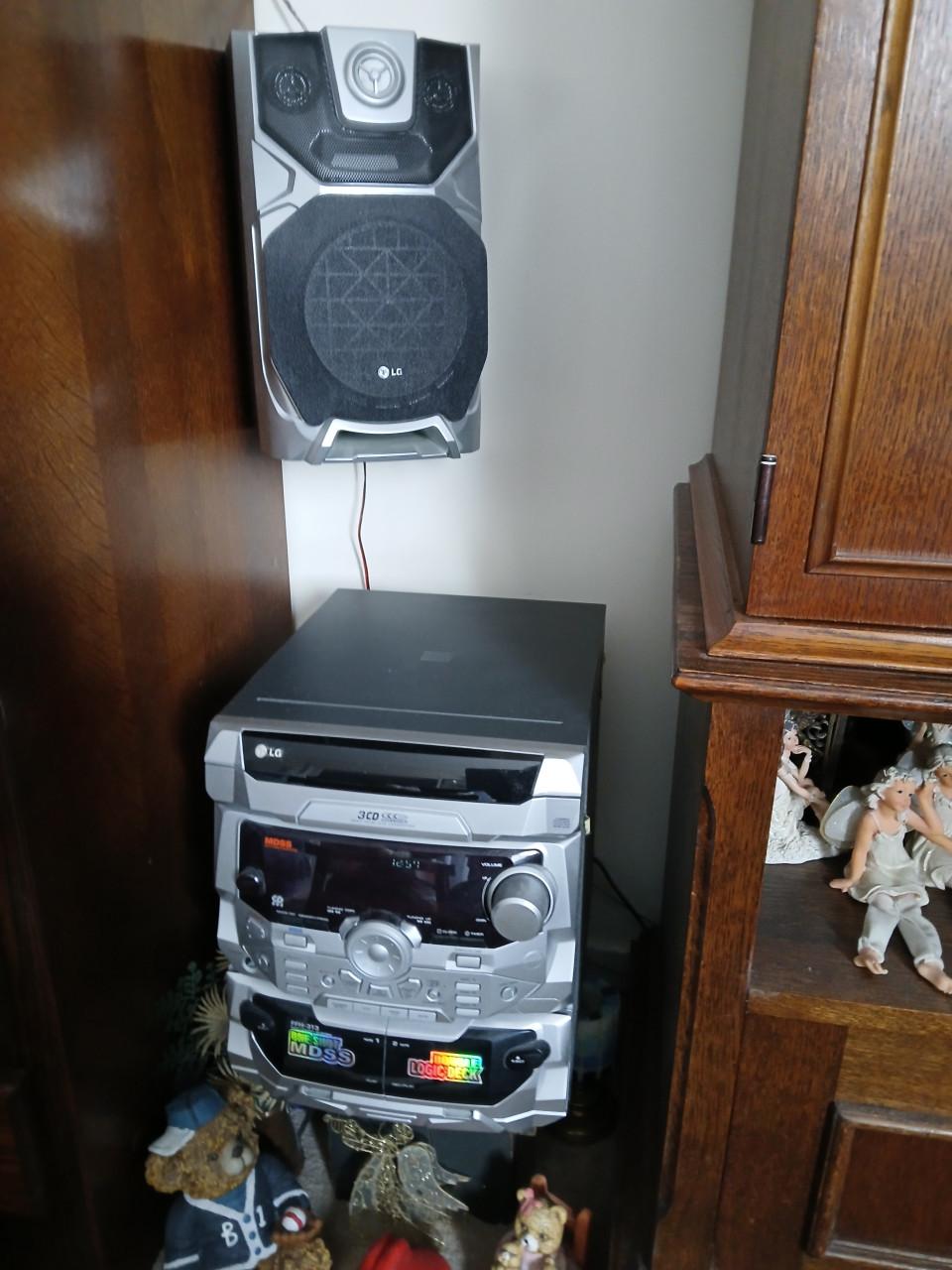 LG Stereotoren + 2 Boxen