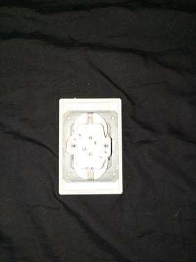 JUNG stopcontact 2-voudig met randaarde 16A 250V - AS500 crème wit