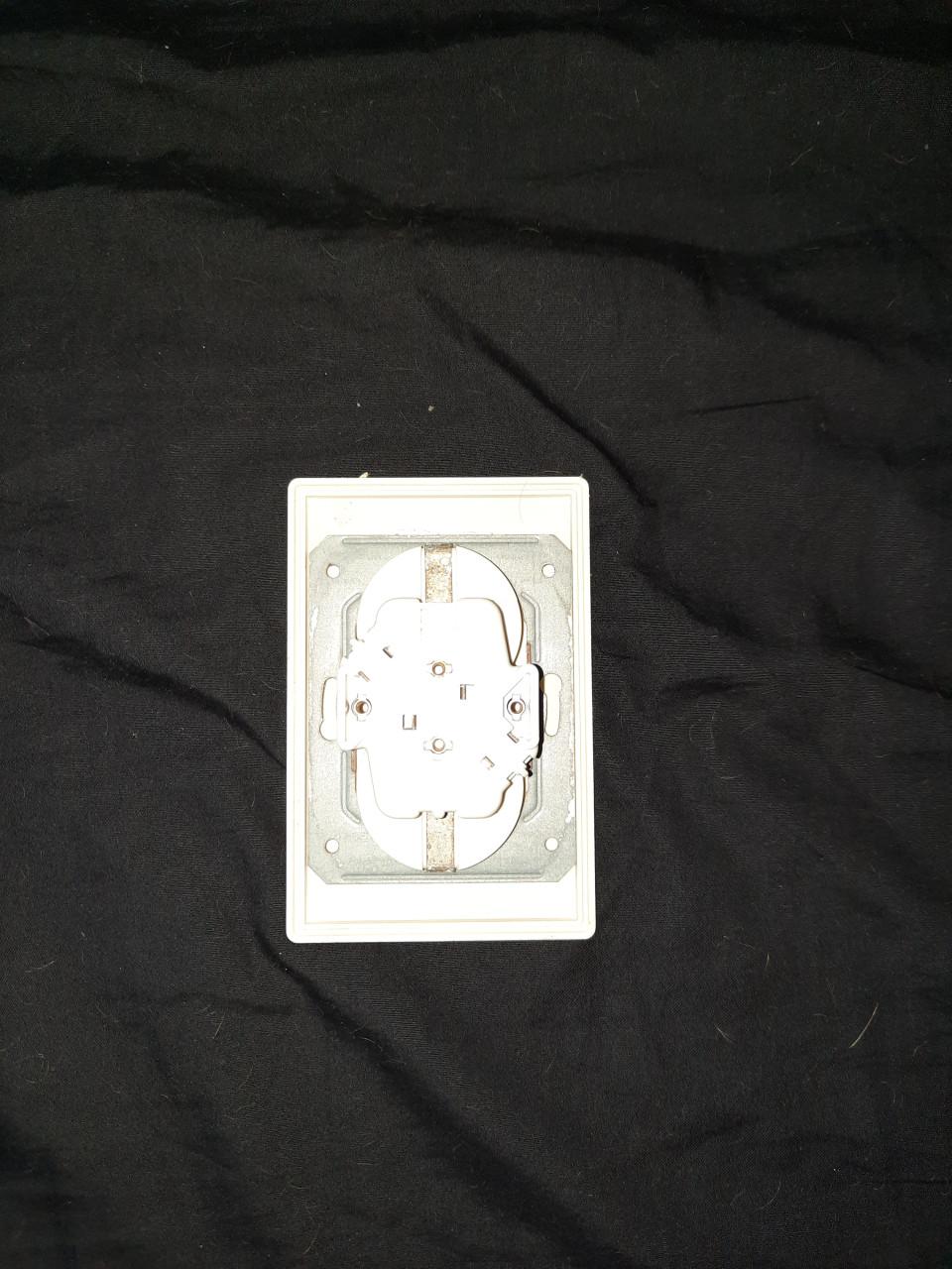 JUNG stopcontact 2-voudig met randaarde 16A 250V - AS500 crème wit