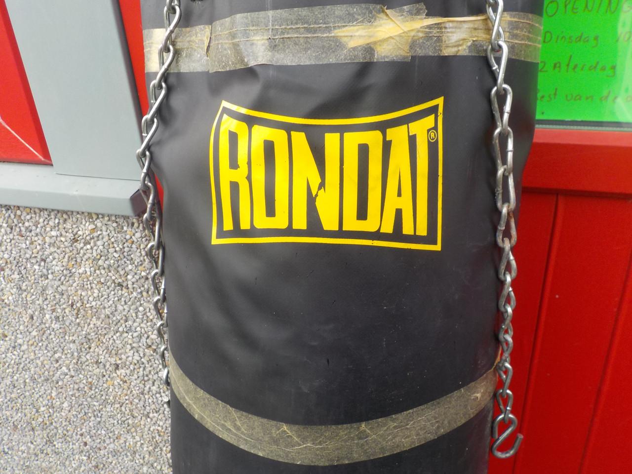 Boxbalzandzak met buegel in goede staat