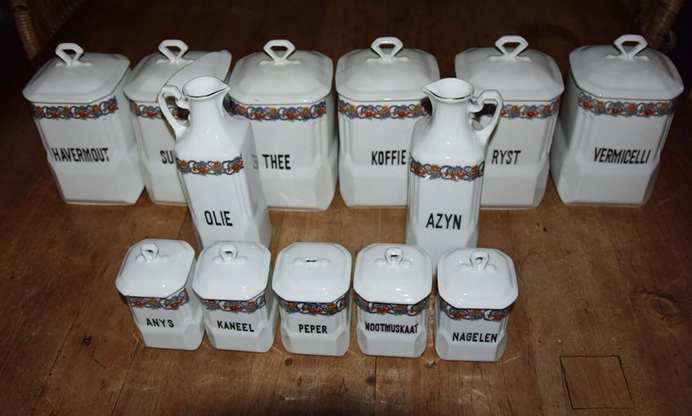 *~* Oude Voorraadpotten kruiden *~* Victoria China