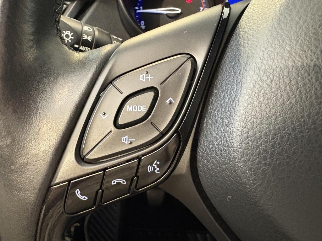 Toyota C-hr 1.2 first edition