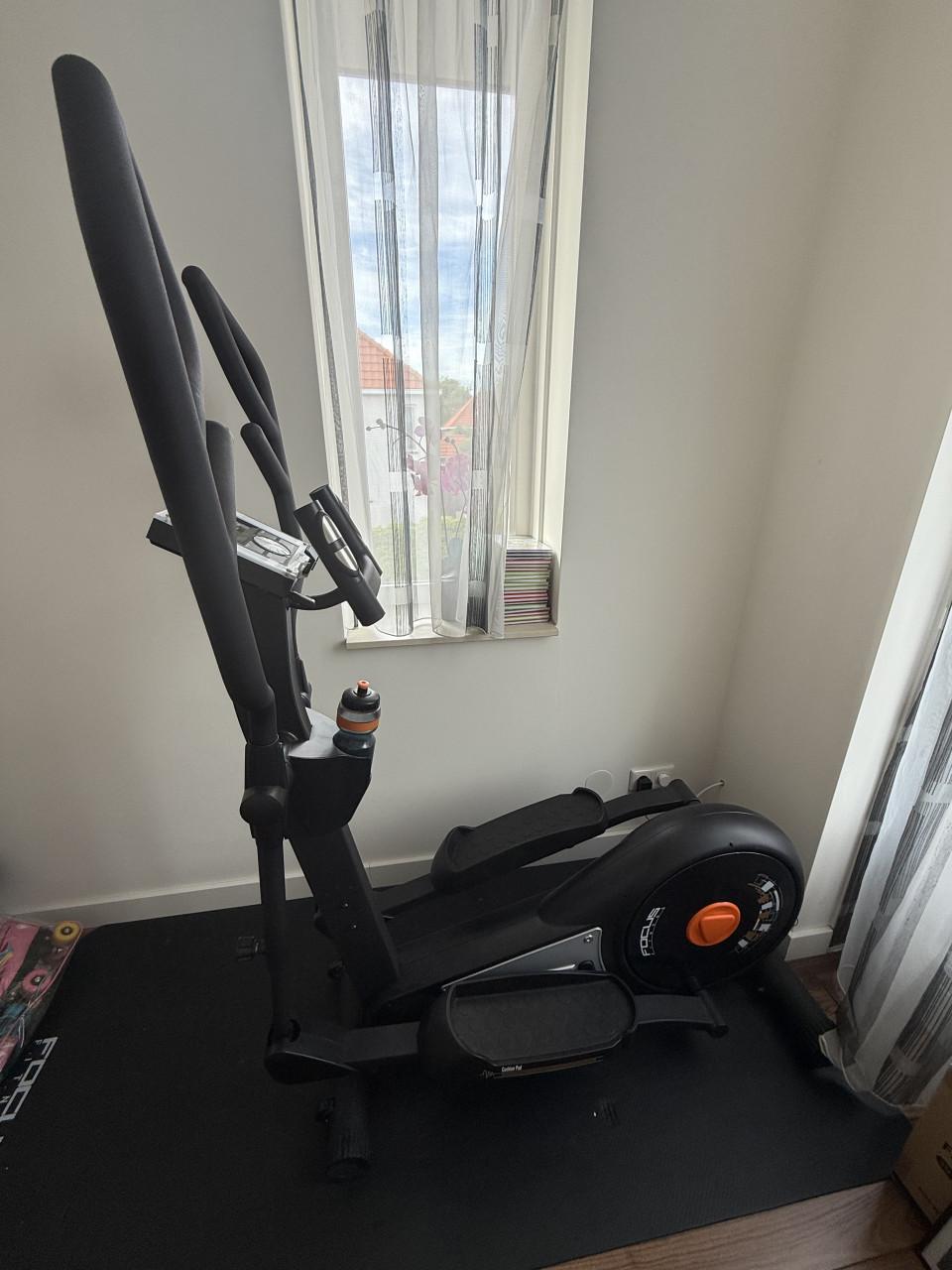 Crosstrainer - Focus Fitness Fox 5 iPlus