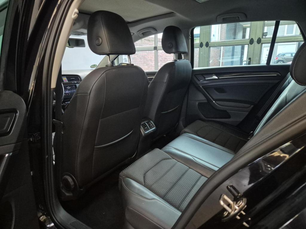 Volkswagen Golf 1.4 tsi act highline / automaat / massagestoel / standkache