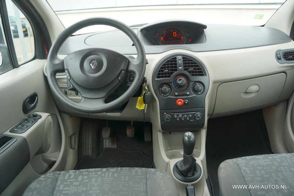Renault Modus 1.4-16v privilège comfort